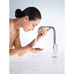 Hansgrohe Focus Смеситель для раковины 240, однорычажный, с поворотным изливом 120